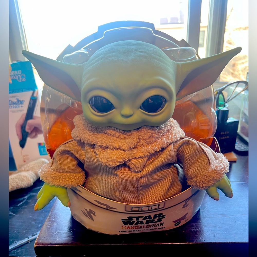 Star Wars Mandaladrian “The Child” toy brand new